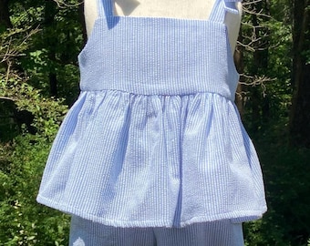 Blue white striped seersucker bloomer tunic set for toddlers. girls 5-8 with shorts