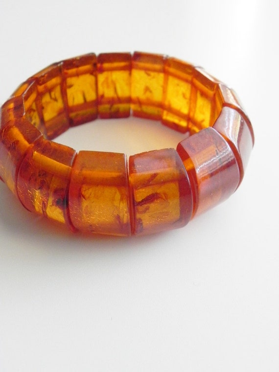 vintage orange plastique expandable bangle \ mod … - image 8