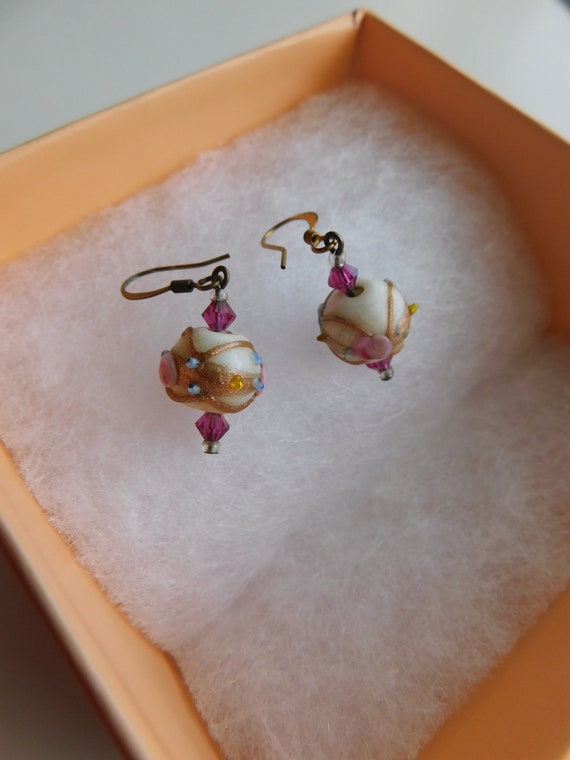 Vintage glass bead earrings \ dainty pretty littl… - image 9
