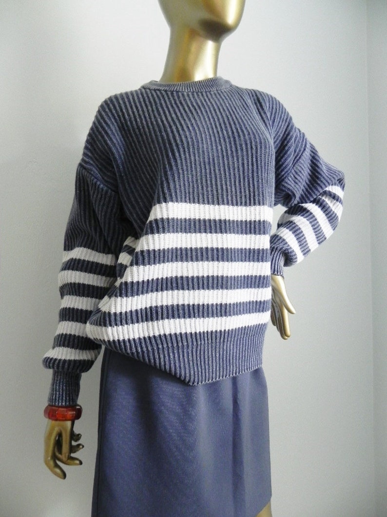 baggy lady ~ blue /& white striped sweater