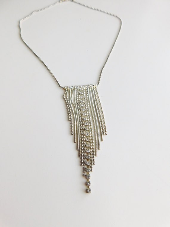 Vintage fringe pendant necklace \ rhinestone casca