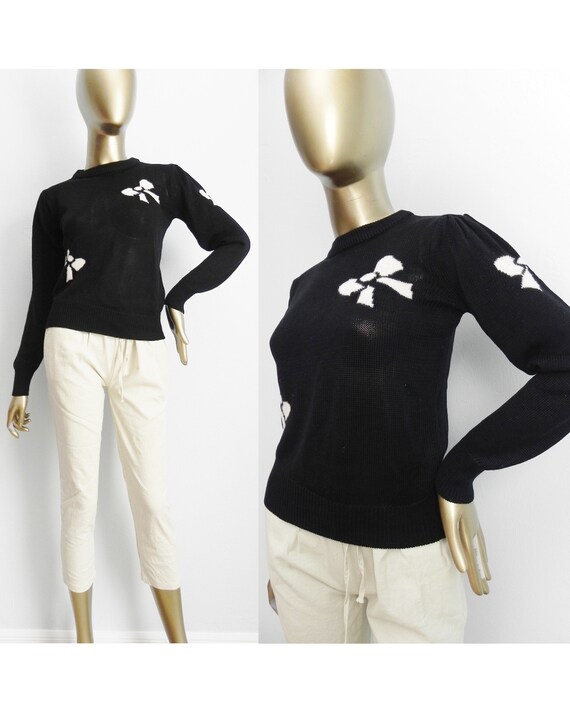 Vintage 90s Off-White Long Basic Sweater with Keyhole Bow on Back Knit Top Ladies