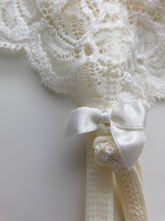 Vintage lingerie suspenders \ garters \ cream lac… - image 2