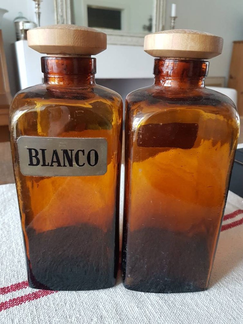Italian retro wine set Retro glass wine bottle set