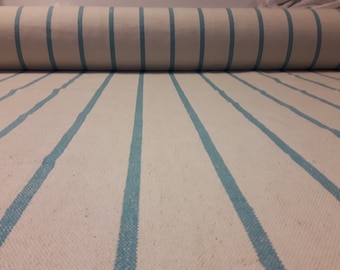 Grof geweven stof met mint strepen 160 cm breed