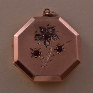 9ct Rose Gold Victorian Locket With Paste (908y203)