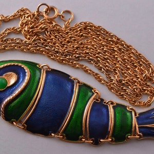 Gilt And Enamel Vintage Articulated Fish Pendant / Necklace (928j26)