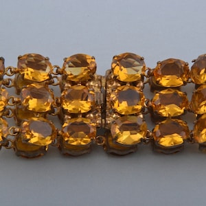 Vintage Bracelet (911g)