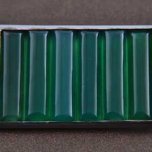 Silver Retro Brooch With Green Stone (702s)