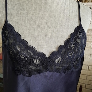 Camicia da notte in raso di seta o miniabito sottoveste anni '80, grazioso pizzo, taglia grande, seno 40, splendida lingerie, abbigliamento vintage