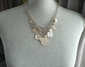 INTÉRESSANT collier vintage 'Coin', Pièces de la Reine Elizabeth, Joli collier de bavoir, Bijoux vintage de collection