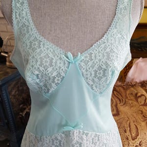 LOVELY Vintage Full Slip Dress,Double Nylon Lace, Pin Up Style, Lots of Lace, Lace Slip Dress,Bust 34 Beautiful Lingerie, Vintage Clothing