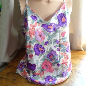 VINTAGE Beautiful Floral Silky Camisole & Tap Panties Set, Cami, Tank Top,  Shorts,Floral Lingerie Set, 90s Vintage Clothing