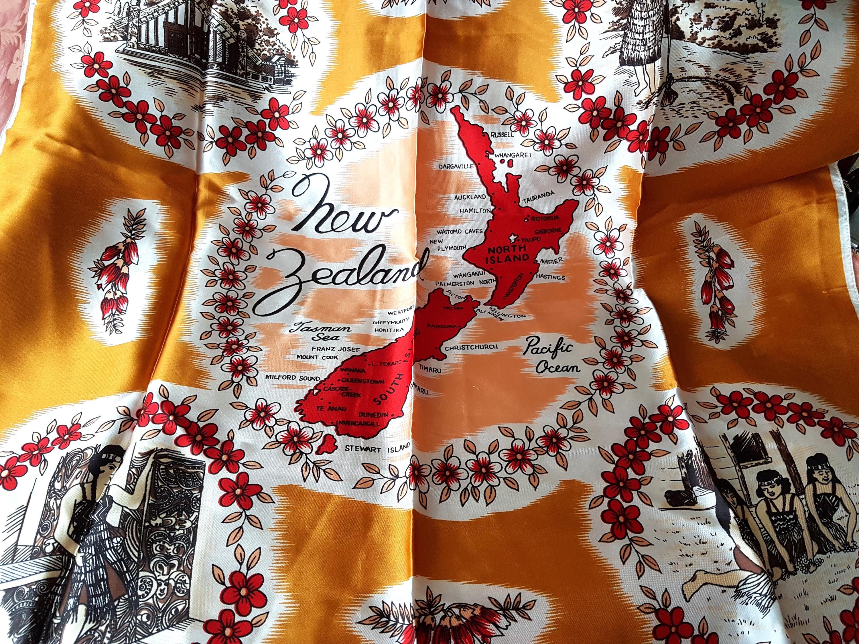 LOVELY Souvenir New Zealand Scarf,Map of New Zealand,Points of interest Scarf,Colorful Scarf,Wear It or Frame it,Collectible Vintage Scarves