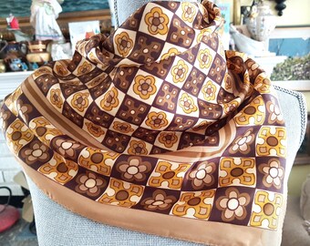 VINTAGE Scarf, 1970s Striking Pattern, Small Head Scarf,Neck Scarf, Vintage Scarves, Gold Beige Brown Colors,Honey Original, Made in Japan