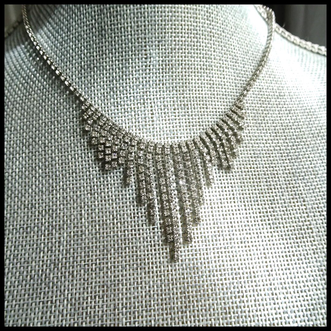 Silver Vintage Sparkling Glass Necklace Set For Wedding Party