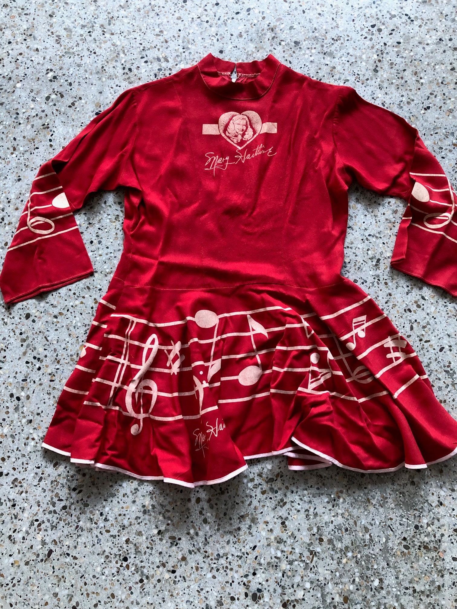 Mary Hartline, Musical Notes Dress