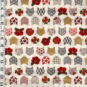Quilt Gate - Decorative Cat Faces & Camelias - HR3480-11A - Ivory - By the Half Yard