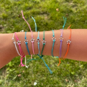 GCP Products 300 Pcs Neon Friendship Bracelets Bulk For Kids Jelly  Bracelets 80'S Party Favors Gift Adjustable Paracord Bracelets Rope Wov…