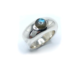 Bague bombée cabochon labradorite