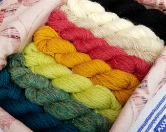 Wool yarn mini skeins in a tin box, 8 mini skeins, 70 g total, gift box F