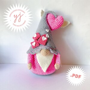 Patrón Amigurumi Gnomo San Valentin Cartas. Idioma Español