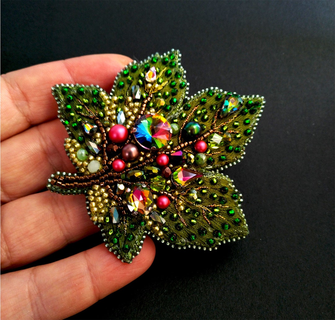 Broche Vintage Feuille D'érable En Métal - Broche D'automne Colorée, Pour écharpe, Sac, Chapeau - Cadeau Tendance