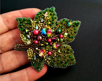 Autumn maple leaf embroidered brooch.Green embroidered leaf.Jewelry brooch for jacket or bag.