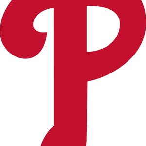 Op de afbeelding: Een grote, rode letter "P" op een witte achtergrond. De "P" is een gestileerd ontwerp, met een afgeronde bovenkant en een gebogen staart. De kleur is een effen, levendig rood.