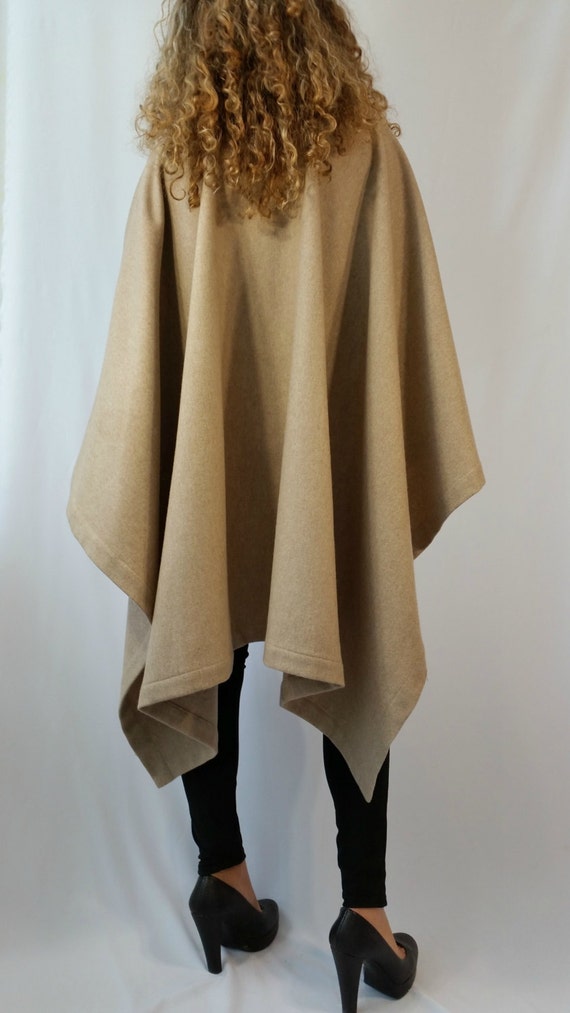 Dayaday Cape and poncho WOMEN FASHION Coats Cape and poncho Fur Beige Single discount 91% 