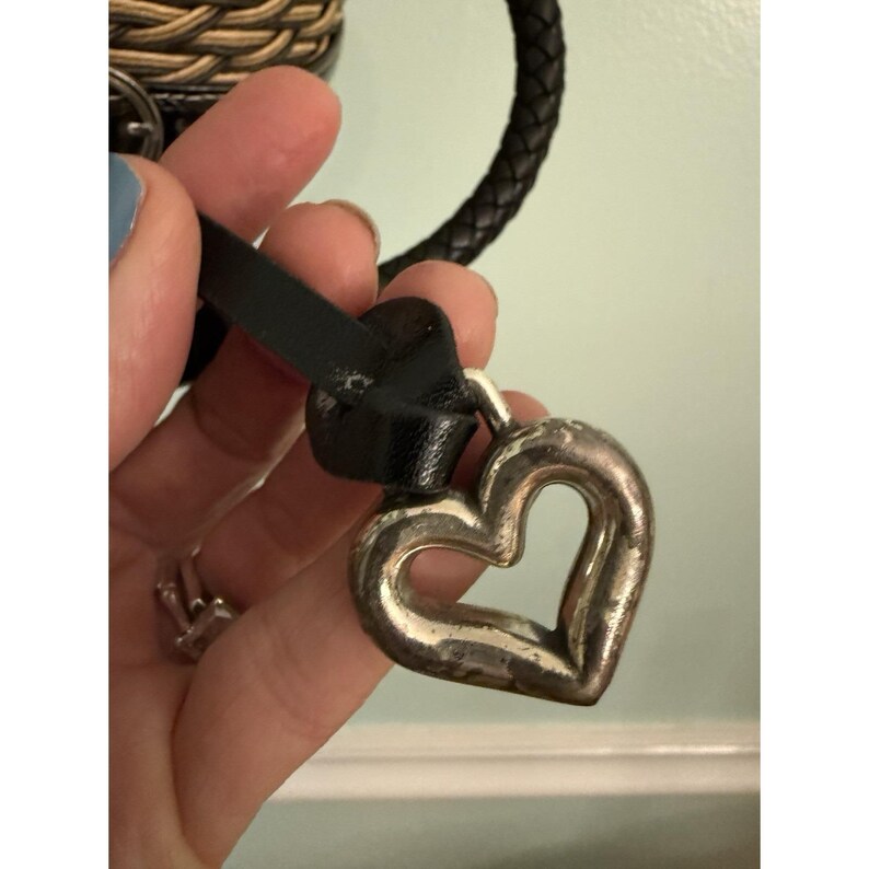 Brighton Woven W/Black Leather Trim Purse Braided Handles Heart Charm Bild 10