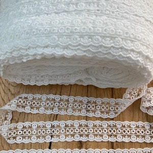 Cream Double Sided Slot Lace Trim.