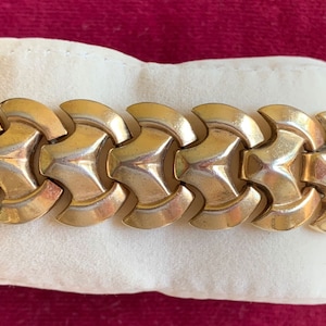 Crown Trifari Copr. Pat. Pend.  bracelet