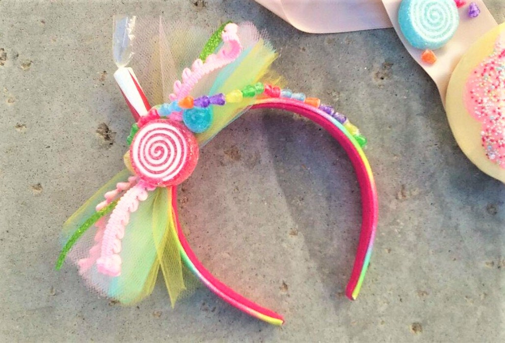 Candy Headband Treat Headband or Clip Candyland Bow Rainbow With Candy,  Treats and Tulle Bow for Candy Fairy Costume or Candyland Birthday -   Norway