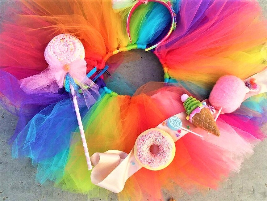 Candy headband treat headband or clip candyland bow rainbow with candy, treats and tulle bow for candy fairy costume or Candyland birthday - België