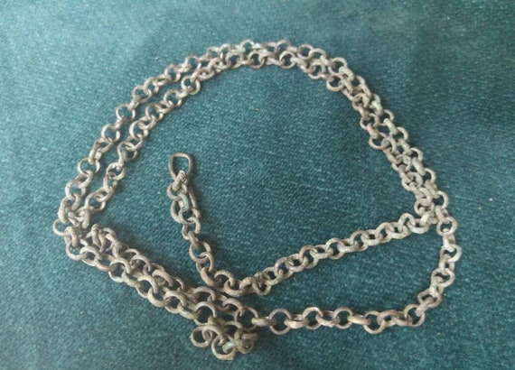 Very rare Ming dynasty silver chain
