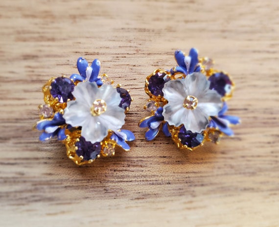 Lucite and Rhinestone Clip-on Floral Earrings sig… - image 2