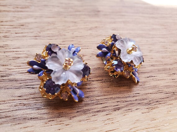 Lucite and Rhinestone Clip-on Floral Earrings sig… - image 6