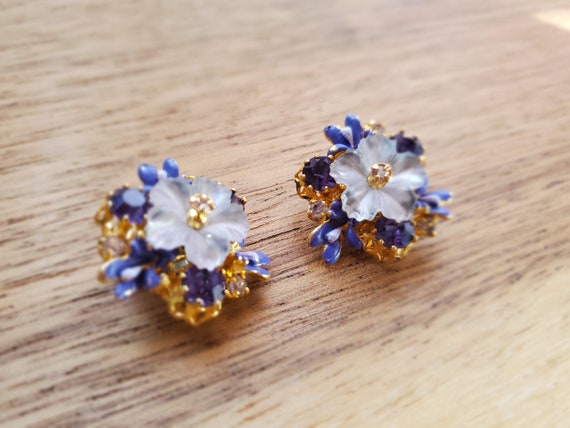 Lucite and Rhinestone Clip-on Floral Earrings sig… - image 4