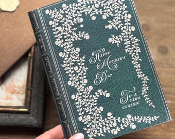 Klassiek antiek boek Moederdag voor boekenliefhebbers