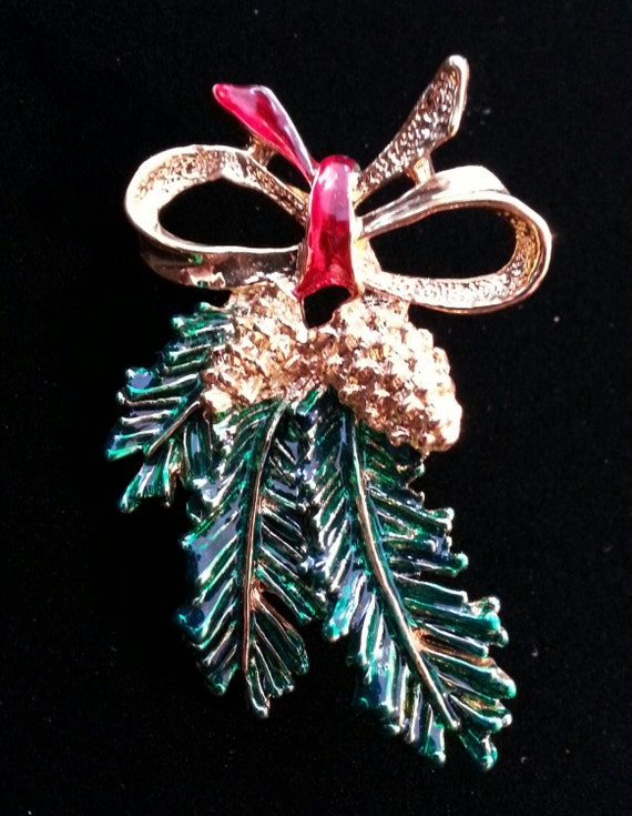 Signed GERRYS Pine Cone Christmas Brooch - image 1