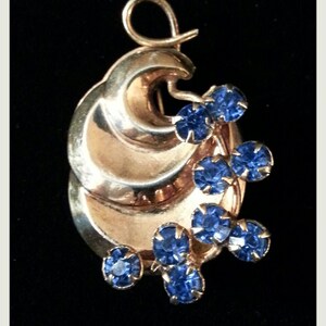 Brightest Blue Rhinestones set in Goldtone Brooch