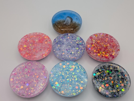 Glow in the Dark Glitter Resin Phone Grip: Iridescent Beach Theme