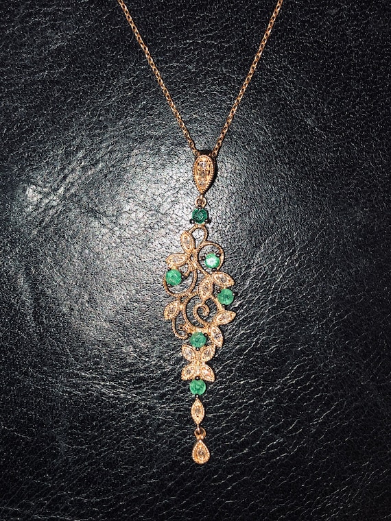 Emerald & Diamond Gold Pendant Necklace 14k
