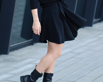 Black wrap skirt/High-waist black skirt/One size/Mini length/Quality fabric/Matte black skirt/Classical skirt/Classic black skirt