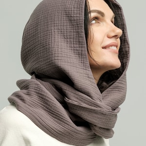 Capuche grise en coton bio unisexe, mousseline de gaze, écharpe châle pour hommes, col bénitier pour hommes, Burningman, foulard de festival, écharpe convertible, capuche