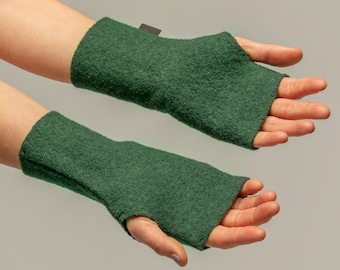 Fingerless Wool Gloves, Hand Warmers Arms texting glows, Herringbone, Wrist Warmers, Green Gloves, Rustic, Steampunk, Celtic, Folk Style