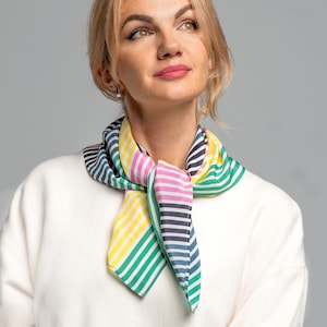 Pañuelo de seda 63 cm cuadrado, pañuelo de mujer a rayas, pañuelo de moda, pañuelo, pañuelo de seda para la cabeza, pañuelo de seda pura 100% natural, pañuelo de seda para el cuello