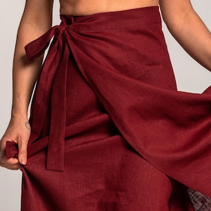 Bordo Vinröd Linnekjol – Midikjol med Hög Midja, A-linjeformad Linnekjol, Handgjord europeisk Linnekjol, Minimalistisk Sommarkjol, Plus Size