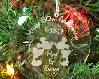 Personalized 50th Wedding Anniversary Christmas Kissing Mouse Couple Wedding Crystal Ornament . Made In The USA